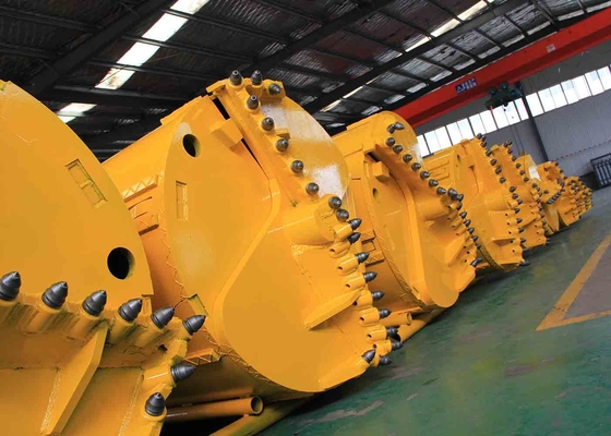 Double cut flat or rock drilling bucket with flat teeth